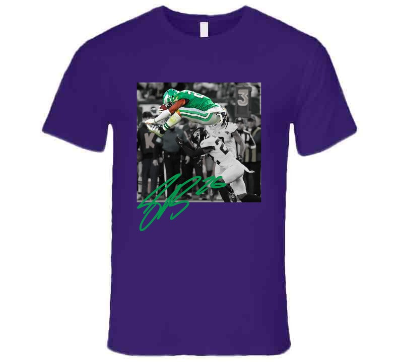 Saquon Barkley Backwards Hurdle Football Fan T-Shirt
